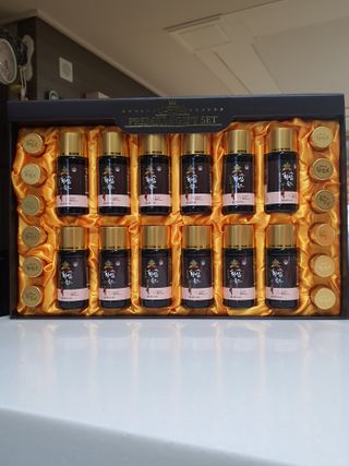 서울약사신협_프리미엄황삼골드_3.75g x 12환+75mgx12병 — 5점을 준 리뷰어가 2021년 1월 올린 사용 사진