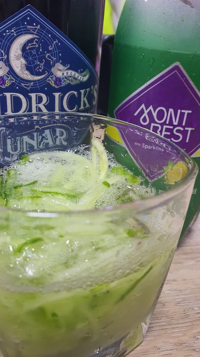 Montbest with Sparkling water Lemon OR Lime 20병(랜덤) 리뷰 사진