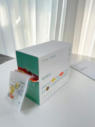 [닥터잇츠] 개인맞춤형 건강기능식품_2종 중 택 1 — 5점을 준 리뷰어가 2024년 2월 올린 사용 사진
