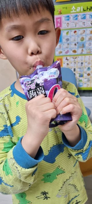 ORIHIRO 오리히로 곤약젤리 제로칼로리 130g 4종 4팩(맛별로 1팩씩) — 5점을 준 리뷰어가 2023년 3월 올린 사용 사진