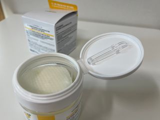 랑벨 비타 에너지 잡티 앰플 패드 65매 (투명하고 밝은 얼굴 광채패드) — 5점을 준 리뷰어가 2022년 6월 올린 사용 사진