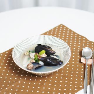 [푸딩팩토리] 바지락홍합탕 500g / 얼큰바지락홍합탕 590g — 5점을 준 리뷰어가 2022년 10월 올린 사용 사진