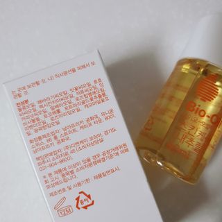 바이오오일 [바이오-오일] 스킨케어 오일 내추럴 60ml — 5점을 준 리뷰어가 2021년 12월 올린 사용 사진