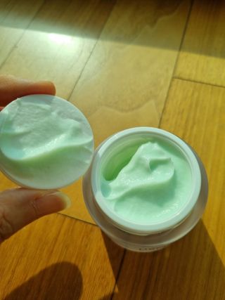 엔디어고 햄프에너지 베리어 크림 50ml — 5점을 준 리뷰어가 2022년 11월 올린 사용 사진