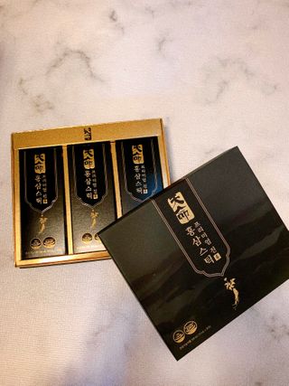 헬스업_천명진프리미엄홍삼스틱_10ml x 30포 — 5점을 준 리뷰어가 2021년 1월 올린 사용 사진