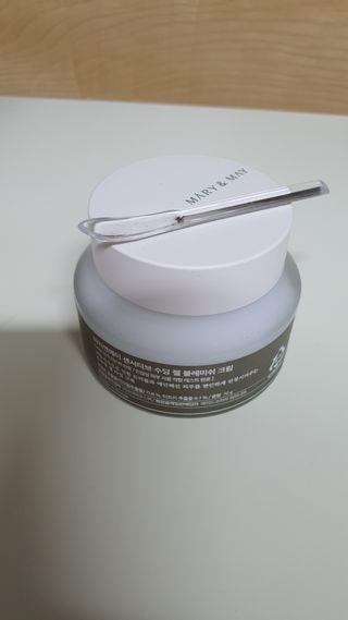 마리엔메이 센서티브 수딩 젤 크림 + 어성초 티트리 추출물 세럼 + 어성초 티트리 모공 클렌징 폼 — 5점을 준 리뷰어가 2021년 8월 올린 사용 사진