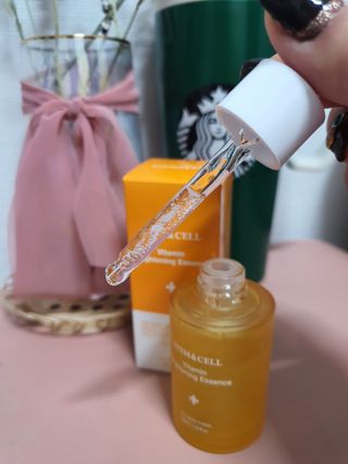 체르엠 스템앤셀 비타민 브라이트닝 에센스 30ml 1개 — 5점을 준 리뷰어가 2021년 12월 올린 사용 사진
