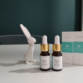 랑팡 EGF+FGF 10ppm 리포좀 앰플 원액 10ml — 4.5점을 준 리뷰어가 2021년 9월 올린 사용 사진