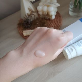 더마포레스트 모이스처라이징 아쿠아크림 / 수분크림 히알루론산 펩타이드 보습 미백 주름개선 — 5점을 준 리뷰어가 2021년 6월 올린 사용 사진