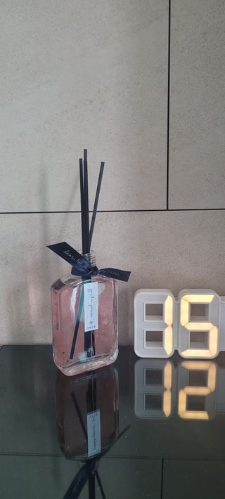 디어포레스트 쁘띠 플라워 디퓨저 시리즈 — 5점을 준 리뷰어가 2022년 8월 올린 사용 사진