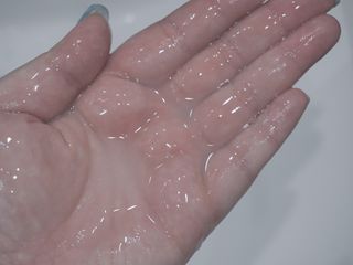 스킨큐어 산다화 순한 클렌징 동백 오일 200ml — 5점을 준 리뷰어가 2023년 4월 올린 사용 사진