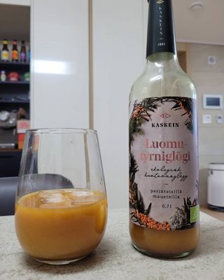 H365 [Kaskein Luomutyrniglögi] 핀란드 전통 무알콜 멀드와인 시벅톤 글로기 — 5점을 준 리뷰어가 2021년 4월 올린 사용 사진