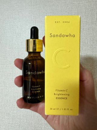 스킨큐어 산다화 비타민c 화이트닝 에센스 30ml — 5점을 준 리뷰어가 2023년 10월 올린 사용 사진