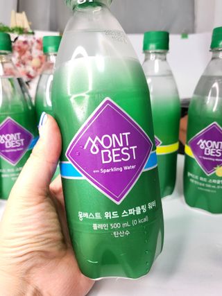 몽베스트 Montbest with Sparkling water Plain 20병 — 5점을 준 리뷰어가 2022년 6월 올린 사용 사진