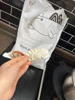 요리반상회 산더미 불고기 왕교자 — 5점을 준 리뷰어가 2021년 2월 올린 사용 사진