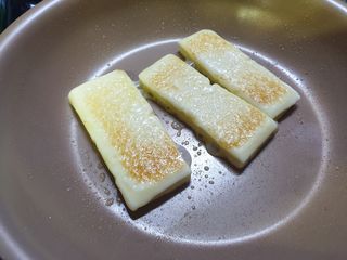 앙투어솔레 아일랜드 구워먹는 치즈 100 자연 치즈 와인안주 300g(100g x 3팩) — 5점을 준 리뷰어가 2022년 8월 올린 사용 사진