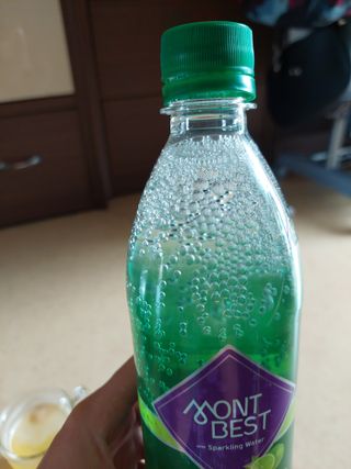 몽베스트 Montbest with Sparkling water Lime20병 — 5점을 준 리뷰어가 2022년 9월 올린 사용 사진