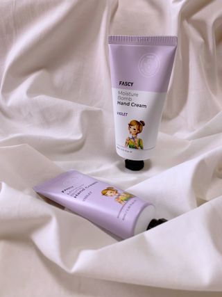파시 FASCY 高保湿ハンドクリーム40ml+80ml セット — 5점을 준 리뷰어가 2021년 9월 올린 사용 사진