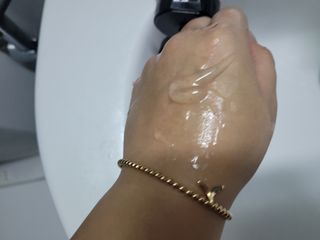 오투에니원 인컨보 바디 퍼퓸 샤워 젤 200ml — 4점을 준 리뷰어가 2023년 2월 올린 사용 사진