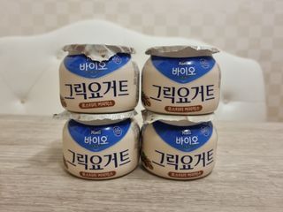 매일바이오 그릭요거트 오리지널 플레인 4개, 로스터리 커피믹스 4개 — 4점을 준 리뷰어가 2021년 12월 올린 사용 사진