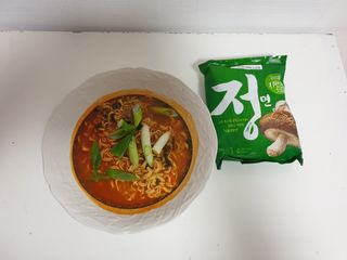 [풀무원] 자연은맛있다 정면, 백면, 홍면  세트 — 5점을 준 리뷰어가 2021년 4월 올린 사용 사진