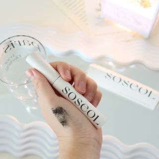 더소설 소설 블랙아이래쉬 세럼 10g(SOSEOL BLACK EYELASH SERUM 10g) — 5점을 준 리뷰어가 2023년 12월 올린 사용 사진