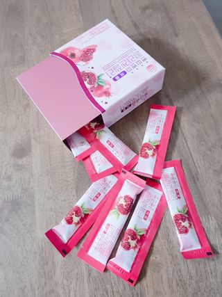 헬스업_쁘띠쁘띠석류콜라겐젤리_20g x 14포 — 5점을 준 리뷰어가 2021년 2월 올린 사용 사진