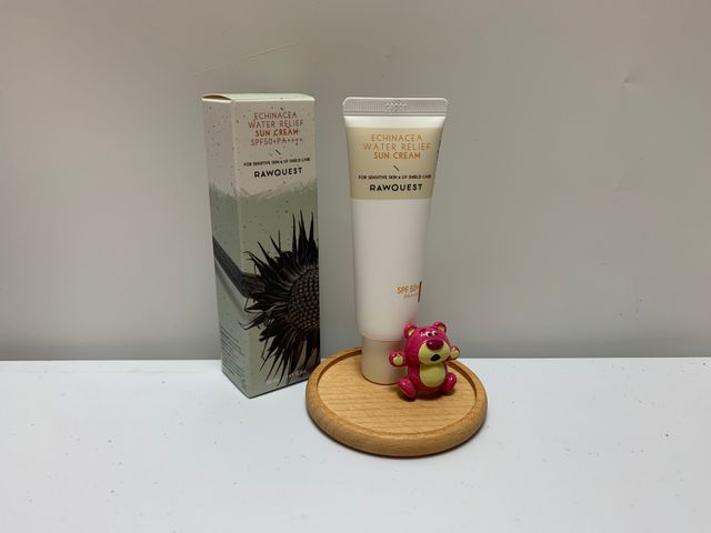 로우퀘스트 에키네시아 워터 릴리프 선크림 50ml 리뷰 사진
