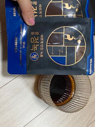 광동생활건강 [광동] 바르게 만든 녹용, 광동정녹청 30포. — 3점을 준 리뷰어가 2022년 6월 올린 사용 사진
