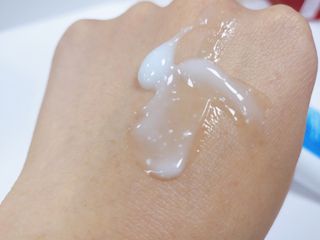 랑벨 수퍼내츄럴 아쿠아 수딩 크림 100ml — 5점을 준 리뷰어가 2022년 4월 올린 사용 사진