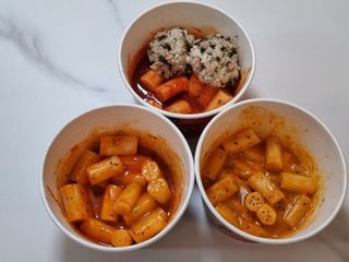 프리 [요리궁리] 타입 B (매콤,치즈,매콤까르보) 꽃떡볶이 6개입 세트 — 5점을 준 리뷰어가 2024년 12월 올린 사용 사진