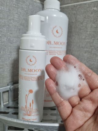 MF프리 [닥터문] 유산균 락토케어 질경초 여성청결제 200ml (폼타입) — 5점을 준 리뷰어가 2022년 9월 올린 사용 사진