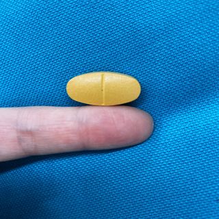 Swisse 스위스 고함량 밀크씨슬 35,000mg 60정 — 5점을 준 리뷰어가 2021년 11월 올린 사용 사진