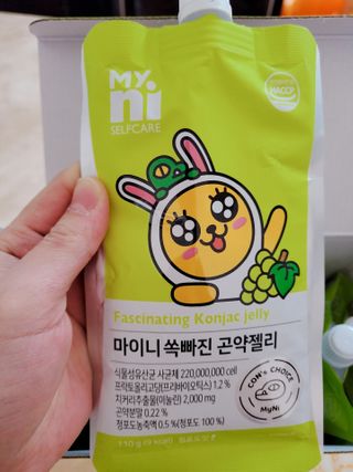일동제약 마이니 마이니 쏙빠진 곤약젤리 — 5점을 준 리뷰어가 2021년 2월 올린 사용 사진