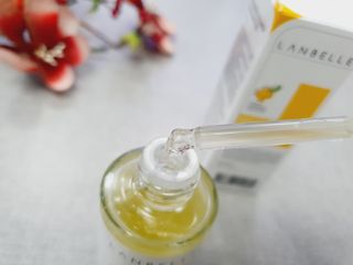 랑벨 비타 에너지 잡티 앰플 50ml 고농축 비타민, 저자극, 수분 촉촉, 미백 앰플 — 5점을 준 리뷰어가 2022년 3월 올린 사용 사진