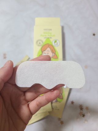 세뚜아(Cettua) 세뚜아 스티키 포어 패치 Cettua Sticky Pore Patch — 5점을 준 리뷰어가 2023년 8월 올린 사용 사진