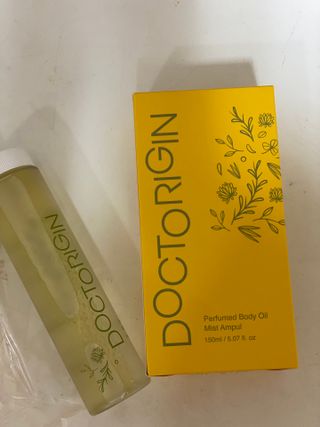 닥터리진 퍼퓸드  바디오일 미스트 앰플 150ml — 5점을 준 리뷰어가 2022년 6월 올린 사용 사진