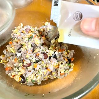 해풀잎 누구나 김밥*1ea [(혼합야채 35g *1ea,  김밥김 (5g, 5ea),  양념간장 (6g, 5ea), 참기름(5g, 2ea)] — 5점을 준 리뷰어가 2022년 7월 올린 사용 사진