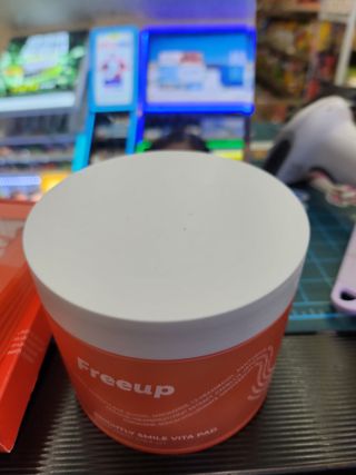 프리업 브라이틀리 스마일 비타 본품 + 휴대용키트 — 5점을 준 리뷰어가 2023년 6월 올린 사용 사진