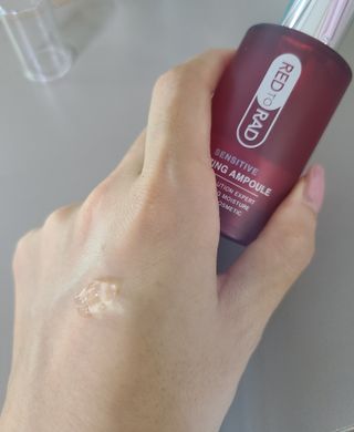 레드투래드 센서티브 어메이징 앰플 30ml — 3.5점을 준 리뷰어가 2021년 8월 올린 사용 사진
