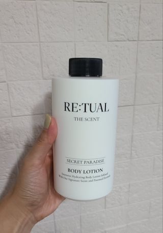 레츄얼 더 센트 바디로션 시크릿 파라다이스(500ml) — 5점을 준 리뷰어가 2022년 6월 올린 사용 사진