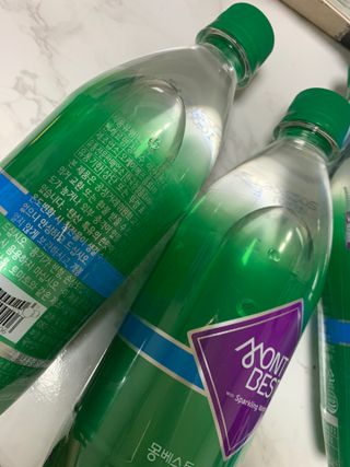 몽베스트 Montbest with Sparkling water Plain 20병 — 5점을 준 리뷰어가 2021년 10월 올린 사용 사진