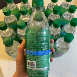 몽베스트 Montbest with Sparkling water Plain 20병 — 5점을 준 리뷰어가 2021년 11월 올린 사용 사진