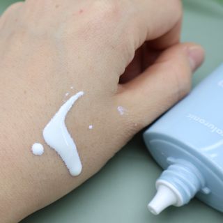 아이레시피 마일드 히알루로닉 모이스트 업 선스크린 SPF50+ PA++++ — 5점을 준 리뷰어가 2023년 6월 올린 사용 사진
