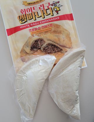 디케이식품(주) 고르곤졸라&모짜렐라 치즈스틱 400g — 4점을 준 리뷰어가 2023년 3월 올린 사용 사진