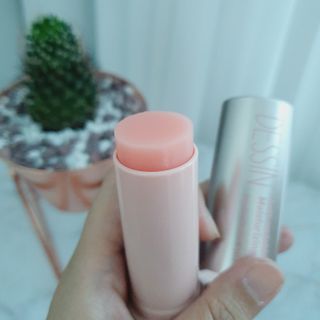 바르는뷰티 데생멀티밤 식물유래성분 97 저분자콜라겐 피부수분 미백 주름개선 멀티밤스틱 — 5점을 준 리뷰어가 2021년 11월 올린 사용 사진