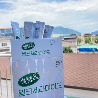 셀렉스스포츠 셀렉스 밀크세라마이드 저분자피쉬콜라겐 28포 X 1박스 — 5점을 준 리뷰어가 2021년 6월 올린 사용 사진
