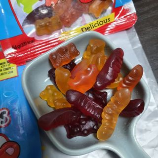 야미얼스 구미베어 구미웜 젤리 4팩 세트 — 5점을 준 리뷰어가 2021년 4월 올린 사용 사진
