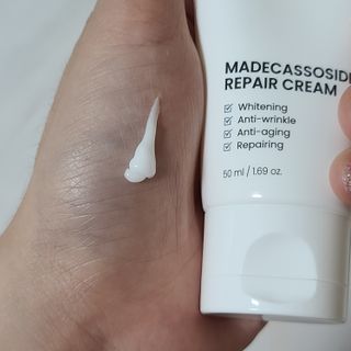 더마포레스트 마데카소사이드 리페어 크림 / 캐비아추출물 병풀추출물 시카케어 미백 주름개선 — 5점을 준 리뷰어가 2021년 7월 올린 사용 사진