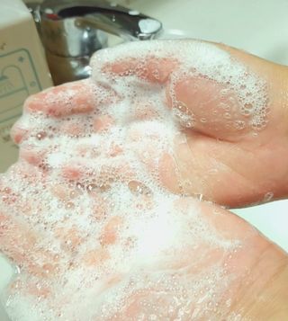 아토컴피 신생아도 사용가능한 무알러지 바디워시 & 여행키트 ( 독일 임상시험 완료 / 영유아 탑투토 워시 겸용 ) — 5점을 준 리뷰어가 2022년 9월 올린 사용 사진